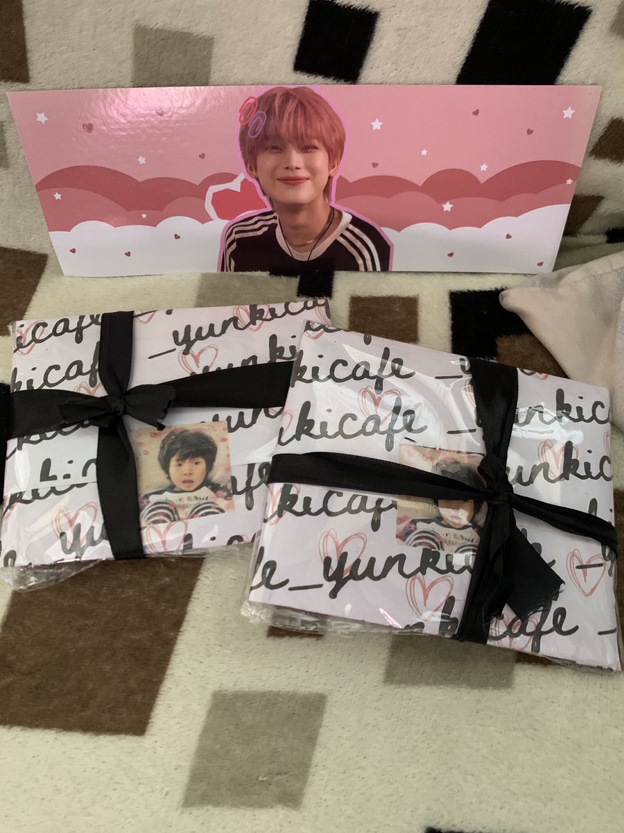 fairyksun00's tweet photo. ΛβΒ· ΝΝΝΝβ³ happy mail #ninimails π· from @_yunkicafe π₯
hi riri! received my heesun pola + my 2 packages for my sdms, wt sunoo kit na βdi ko tanda if kumuha ba ako pero thank u super ganda ! π
#loveririxx https://t.co/20d3EInAKP
