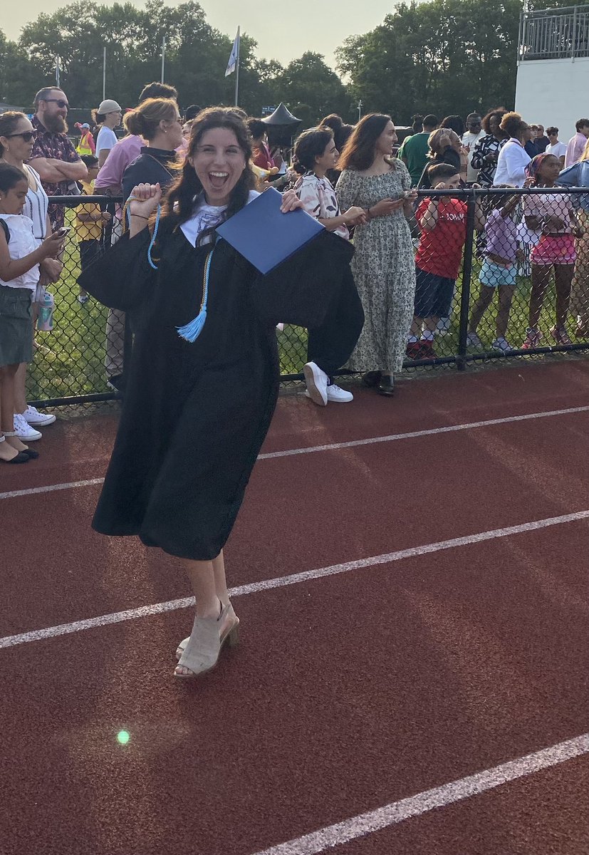 Mrs. Johnson tweet media