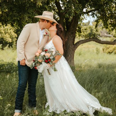 taylorlmclain's tweet photo. #NewProfilePic https://t.co/5GZ7xWQWOn