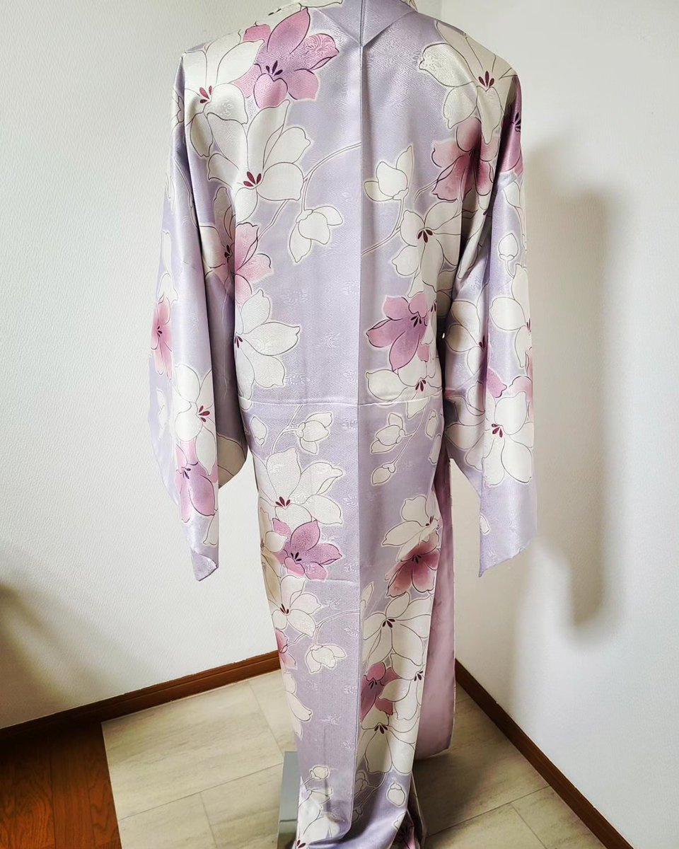 あとりえ汐栞(しおり)大衆演劇衣装 舞台衣装 on Twitter: "今回のオーダーは 和柄着流しです 淡い紫がとても優しく 地模様の入った
