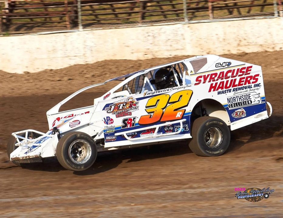 RaceNY's tweet photo. Photos from RAD Racing fan page.'s post: #FultonSpeedway
Grab your RDIII Swag at tomorrow's Highbank Holdup. Ronnie will be looking to keep the Highbank Holdup loot at home with a win in the 60-lap main.
...
Read more https://t.co/1w7TqJzLtq https://t.co/oorvKmllLn
