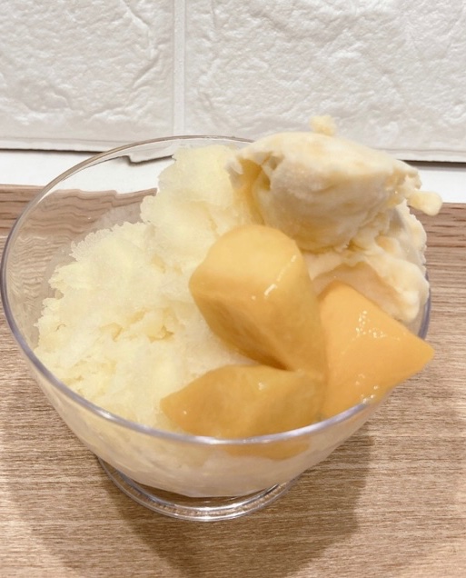 tamukatusan's tweet photo. コストコの冷凍フルーツ
【マンゴーチャンク】皆んな知ってる？たむ兄(4)のお気に入りで鬼リピ中❤️🤭すぐなくなる(笑)いつもは、ヨーグルトと食べたりしてるけど、冷凍フルーツも削れるこの機械で、今年はたくさんかき氷作るぞー😆❤️1.5kg998円 https://t.co/lFZALnx6Y3