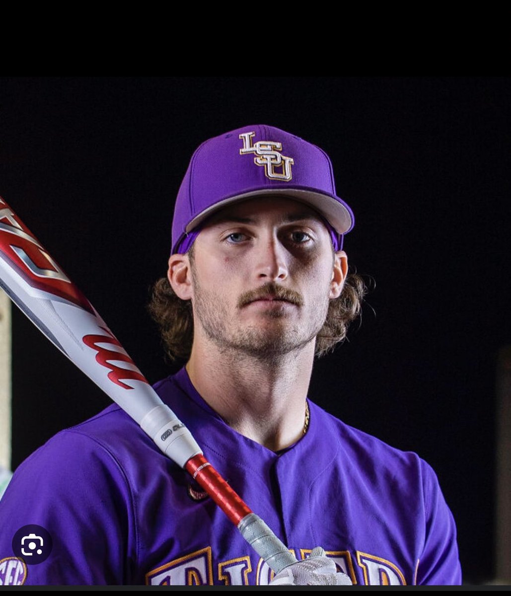 jillortego's tweet photo. I knew Dylan Crews looked familiar…

One saved us &amp; one saved LSU baseball 

#lsu #lsubaseball https://t.co/Cod9mBNvbv