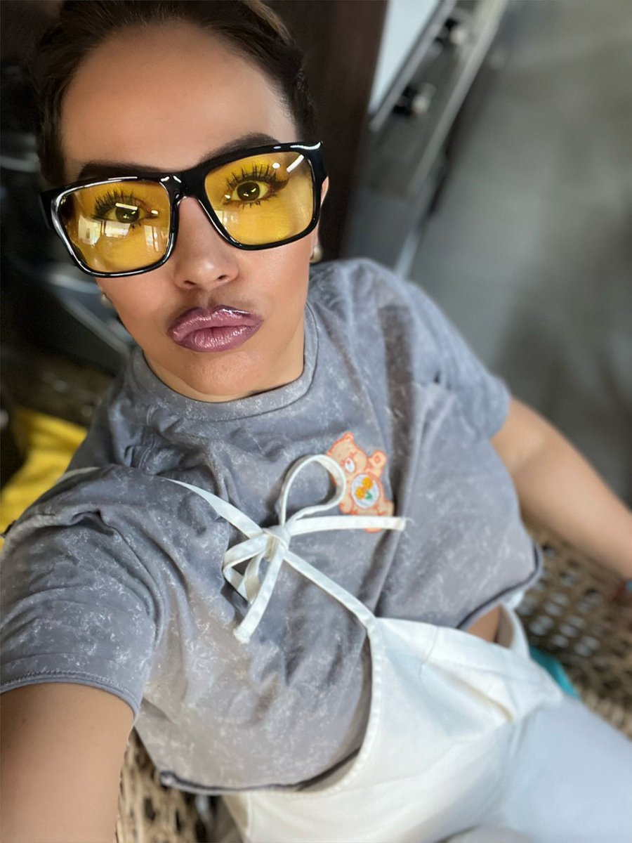 EliCastroQQB's tweet photo. Yo ya me voy a dormir hagan de mi trompa lo que les plazca Twiteros a soñarnossssss amo ❤️ https://t.co/XI7WpoglxE