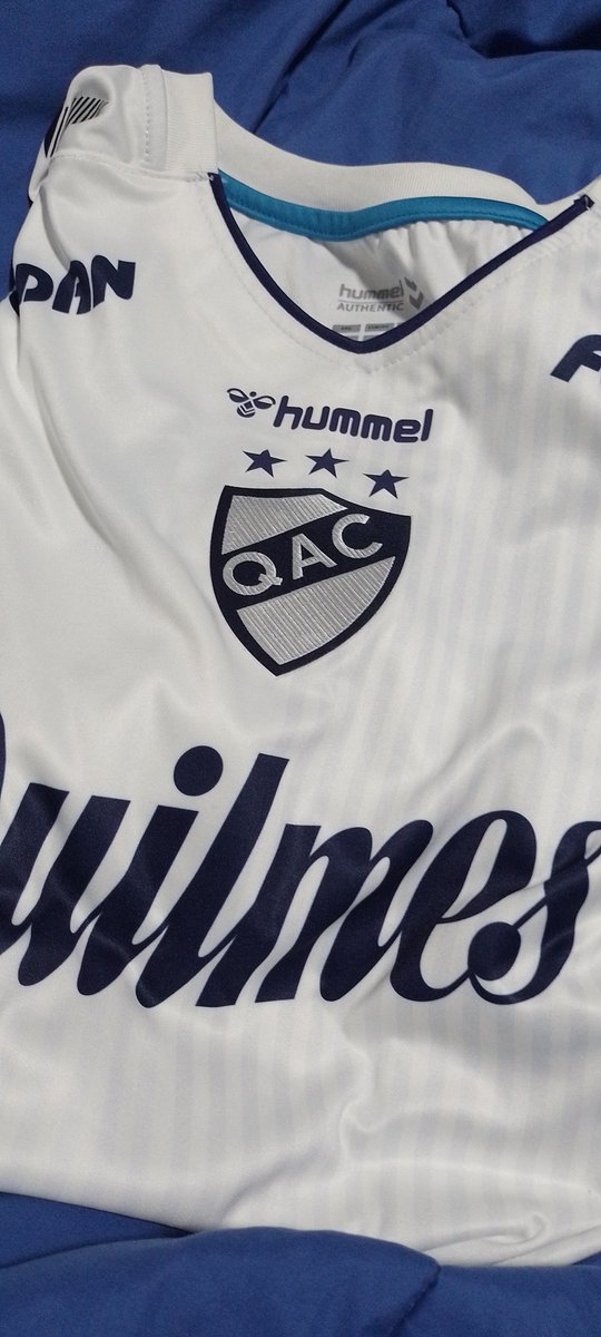 ella quería ver la desnudez de mi cuerpo, yo, tonto, le mostré la desnudez de mi alma.