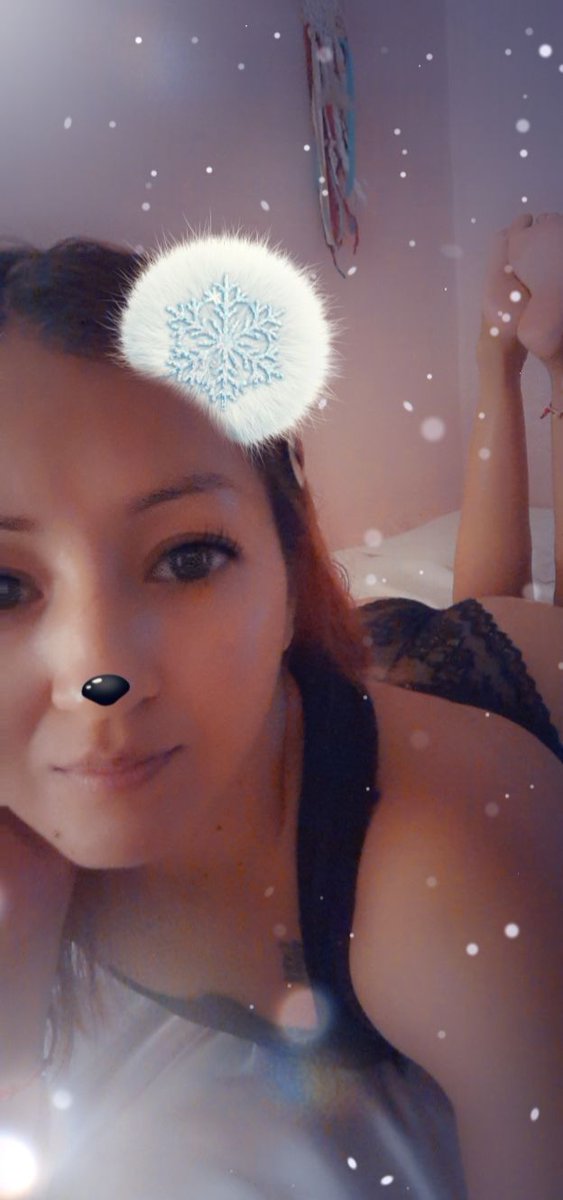 Carmen68227458's tweet photo. Excelente noche para todos ☺️, ven sígueme y te sigo de inmediato ☺️😊🙂 da ❤️ y Rt 😘😘😘 https://t.co/jc6bnpFo0Q