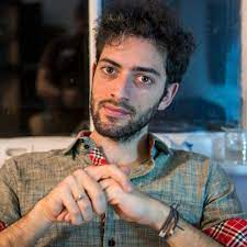 Jade | road to 500 on Twitter: "why does toby fox look different in