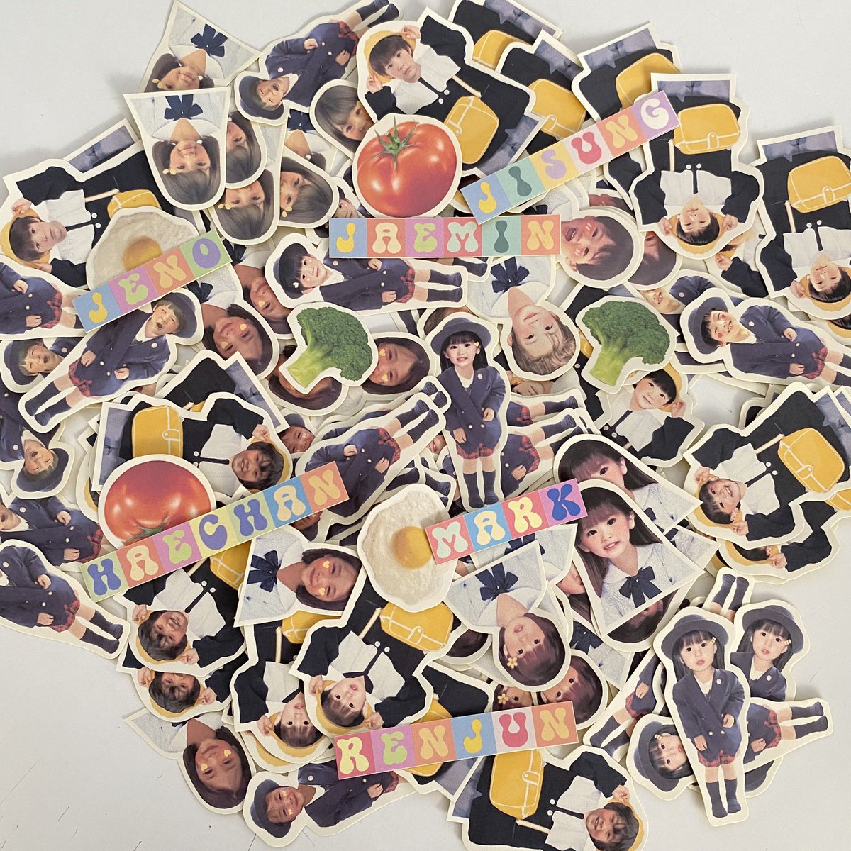 l_mcryy's tweet photo. 🌈สติ๊กเกอร์ แพ็คละ 12฿🌈
🍬สินค้าเพิ่มเติมในเมนชั่น🍬
📮ค่าส่งเหมาได้ทั้งร้าน 30฿📮

#ตลาดนัดnct #ตลาดนัดnctdream #ตลาดnctdream #ตลาดnct #ตลาดนัดอซทดรีม #WTS #wtbnct #ขายของสะสม #ขายของติ่งเกาหลี #ตลาดนัดkpop #ตลาดนัดติ่งเกาหลี #ตลาดนัดรวมด้อม https://t.co/vmza6GD0cv