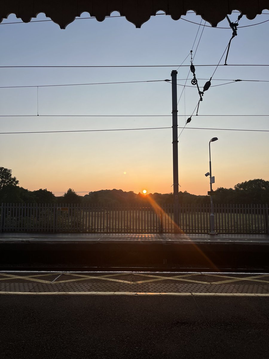 What a lovely morning. <a href="/ATCMUK/">ATCM</a> #summerschool2023 conference today in #leicester. Looking forward to what’s in store and to meet with BID colleagues too!