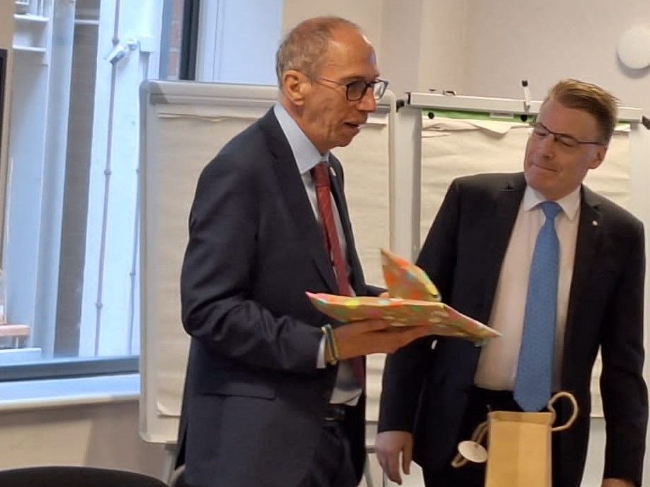 IOI President attends the offices of Parliamentary and Health Service Ombudsman of the United Kingdom, Rob Behrens CBE, on the occasion of his official visit to Manchester.