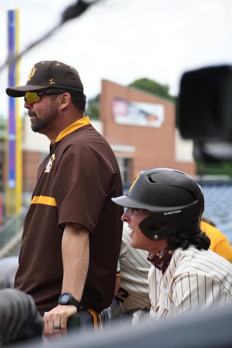 Rett Johnson tweet media