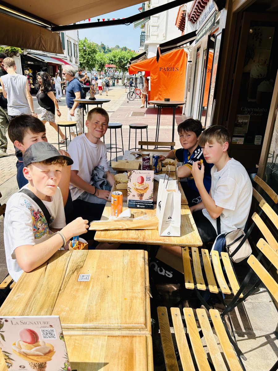 RHS French Dept tweet media