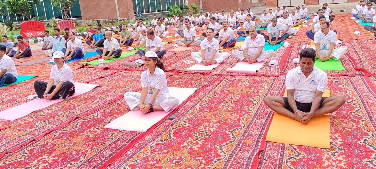 "🧘‍♀️🌍
#YogaforVasudhaivaKutumbakam

International Yoga Day was celebrated at Indian Aviation Academy with full enthusiasm and joy under august presence of  Director IAA and other senior officials of BCAS and AAI  <a href="/AAI_Official/">Airports Authority of India</a> and <a href="/BcasHq/">Bureau of Civil Aviation Security</a> <a href="/MoCA_GoI/">MoCA_GoI</a>