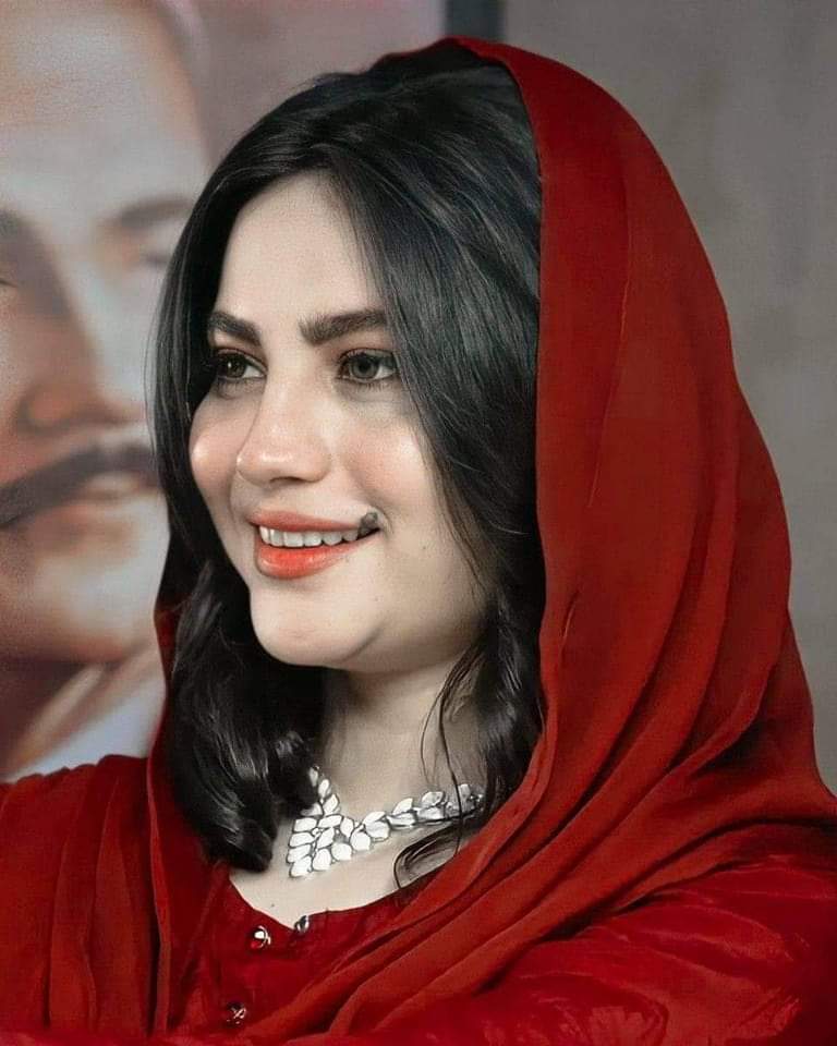 🍃آشُرقُهّ صّبًآحًيَهّ🍃
اللهم أرزقنا أجمل مما تمنينا🤲🏻
 وٌأكثر مما توقعنا.  وٌأفضل مما دعونا 🤲🏻
اللهم أرزقنا حلو الحياة و خير العطاء 🤲🏻
و سعة الرزق و راحة البال🤲🏻
و أزرع لنا فى كل خطوة سعادة 🤲🏻
♕أسعد اللَهّ صّبًآحًکْمً بًکْلَ خِيَر♕