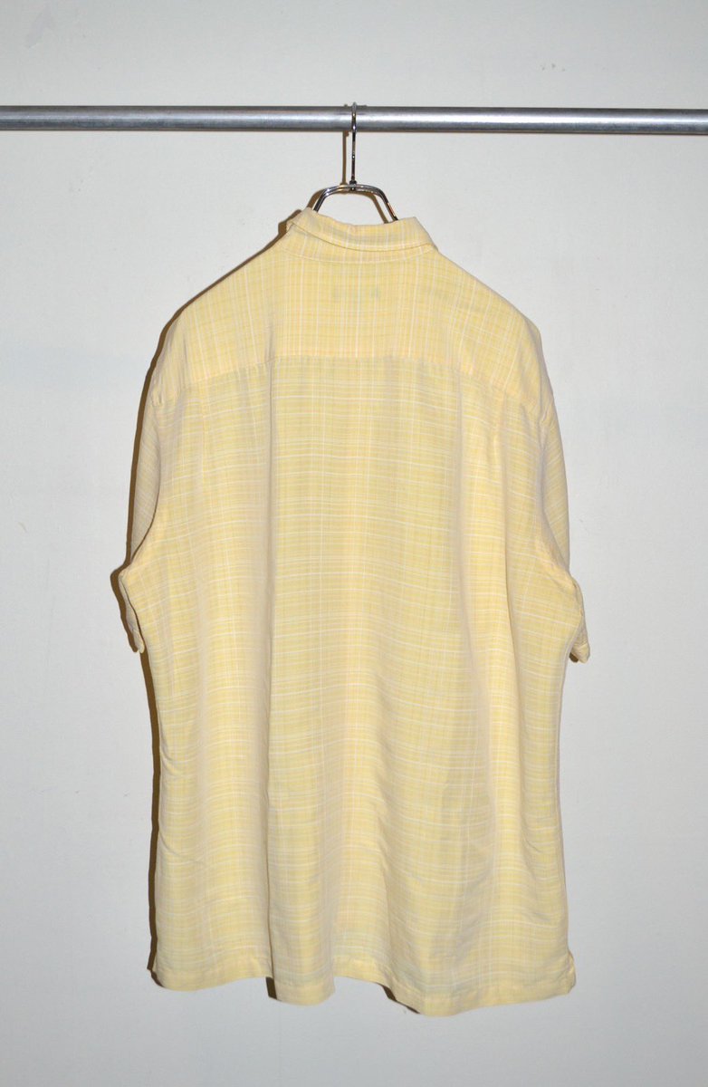 【New in】 
⁡
Used / 90s VAN HEUSEN Rayon Mix Yellow Shirt
⁡
Size: XL
⁡
5,500JPY(Taxin)
⁡
詳細はDMにて
お問い合わせ下さい
⁡
#vorkagawa #vortakamatsu
#used #usedclothing
#vintage #vtg #vintageclothing 
#fashion #kagawa
#menswear 
#styling 
#香川県 #古着 #古着屋
#香川古着屋