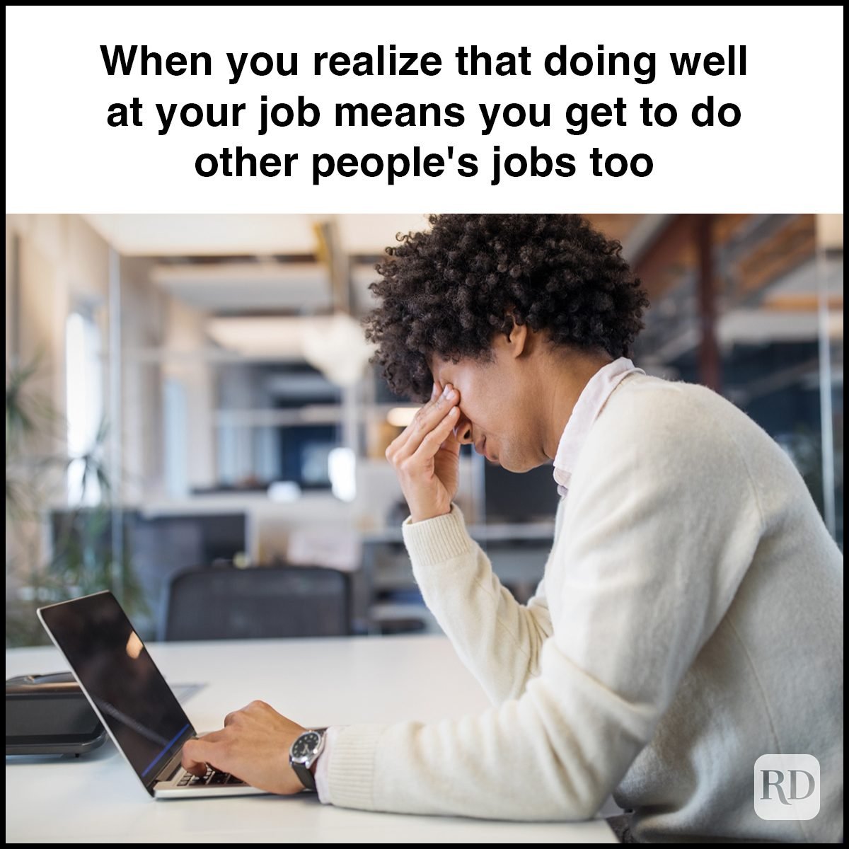 GrantStylesHR's tweet image. Work on work on work

When does the misery end? Answer: when you get to come home after work and curl up with your favorite funny book.

#funMemes
#workmems