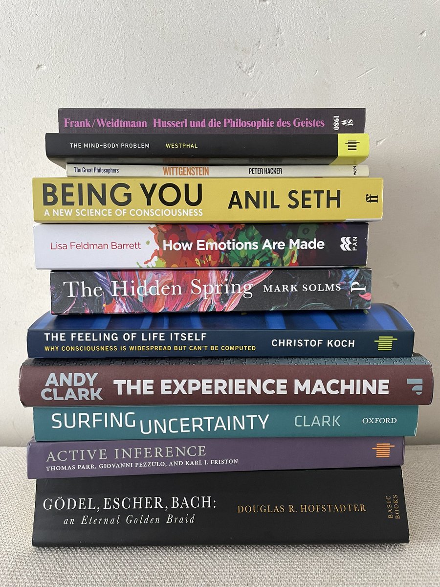 What is a living, a conscious and/or an intelligent system? Can you have one without the other?

#consciousness #bayesianbrain #surfinguncertainty #perception #informationprocessing #predictivemind #life #mindbody #embodimemt #activeinference #philosophy #phenomenology