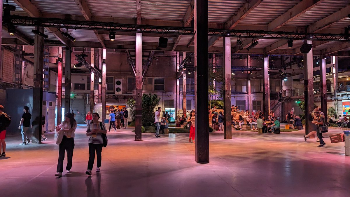 #GoogleIOConnect is great this year in Amsterdam! Many of the local team is here on 2nd floor at the #duetAI and LLM booths, come say hi to us!