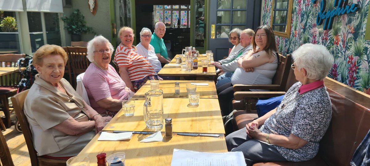 Piltonequality's tweet photo. Last Friday our Chummies Club visited @YeOldeInn for lunch. 

The sun was shining as we booked out the lovely conservatory, with some even sitting outside to enjoy the early Scottish summer. 

Thank you to the staff for the fantastic service and meal  - we’ll definitely be back! https://t.co/AQ0zMsNrw9