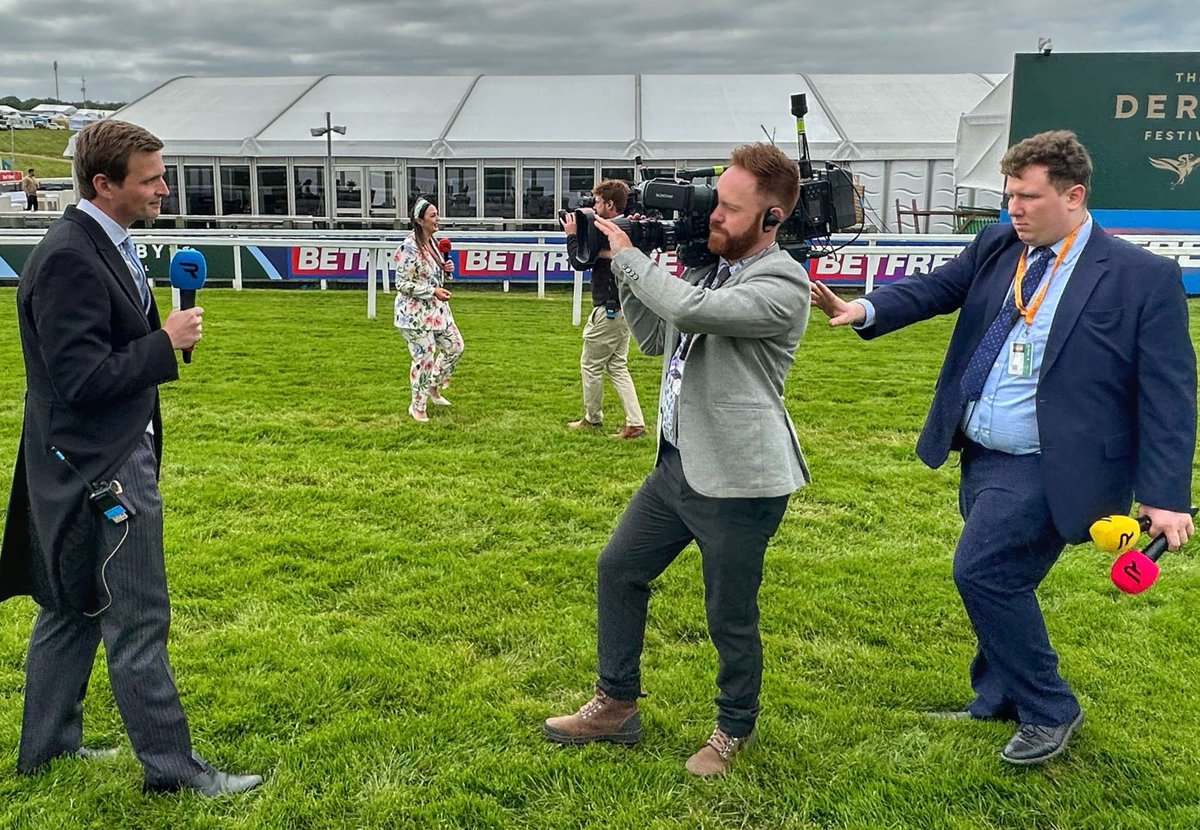 Hats off to the teams covering #horseracing everytime!

#RaceTech @RaceTechUK #behindthescenes #DerbyDay #DerbyFestival #EpsomDerby
#Vislink #AtTheHeartOfTheAction #FutureIsNow

📸 Jonathan Rowley @Red_Cameraman