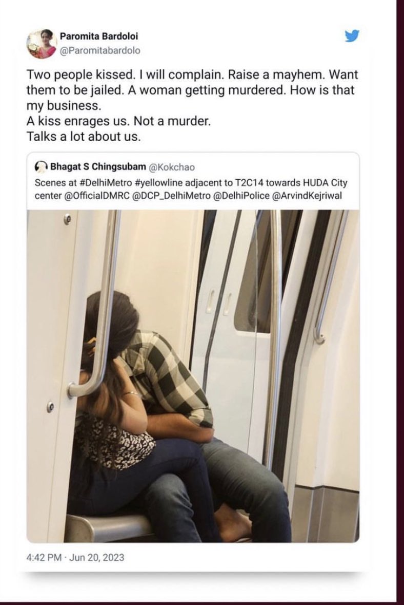 shobhashami's tweet photo. #delhimetro https://t.co/JDhDluzR2Y