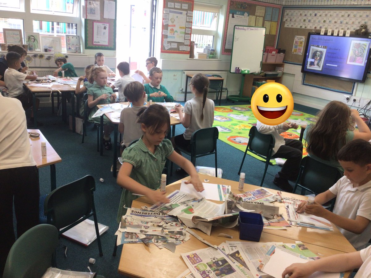 INISYear2's tweet image. We are busy creating the background to our mixed media art inspired by Romero Britto 🎨 #AccessAllArts