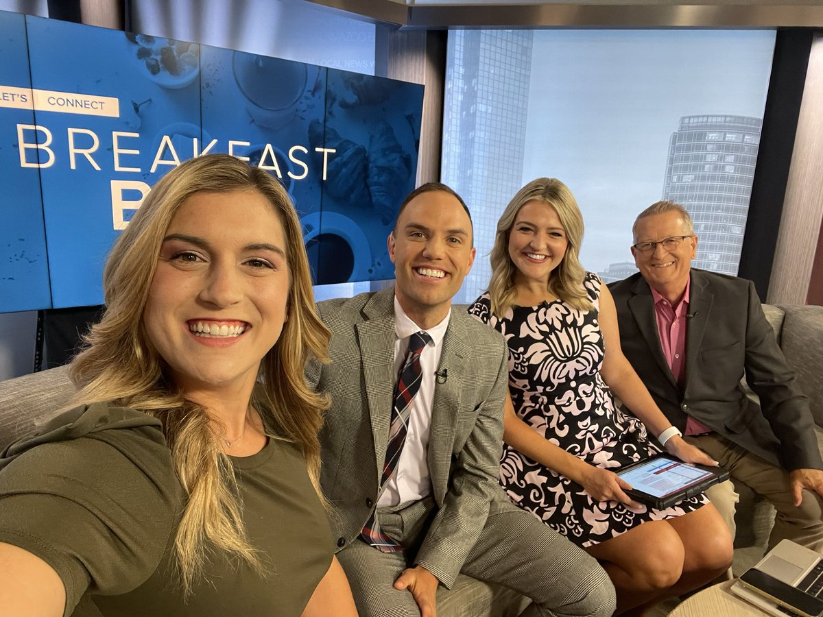 National selfie day! 📸 Here’s the picture we just took on air ha! All smiles on the couch! #selfieday <a href="/FOX17/">FOX 17</a>