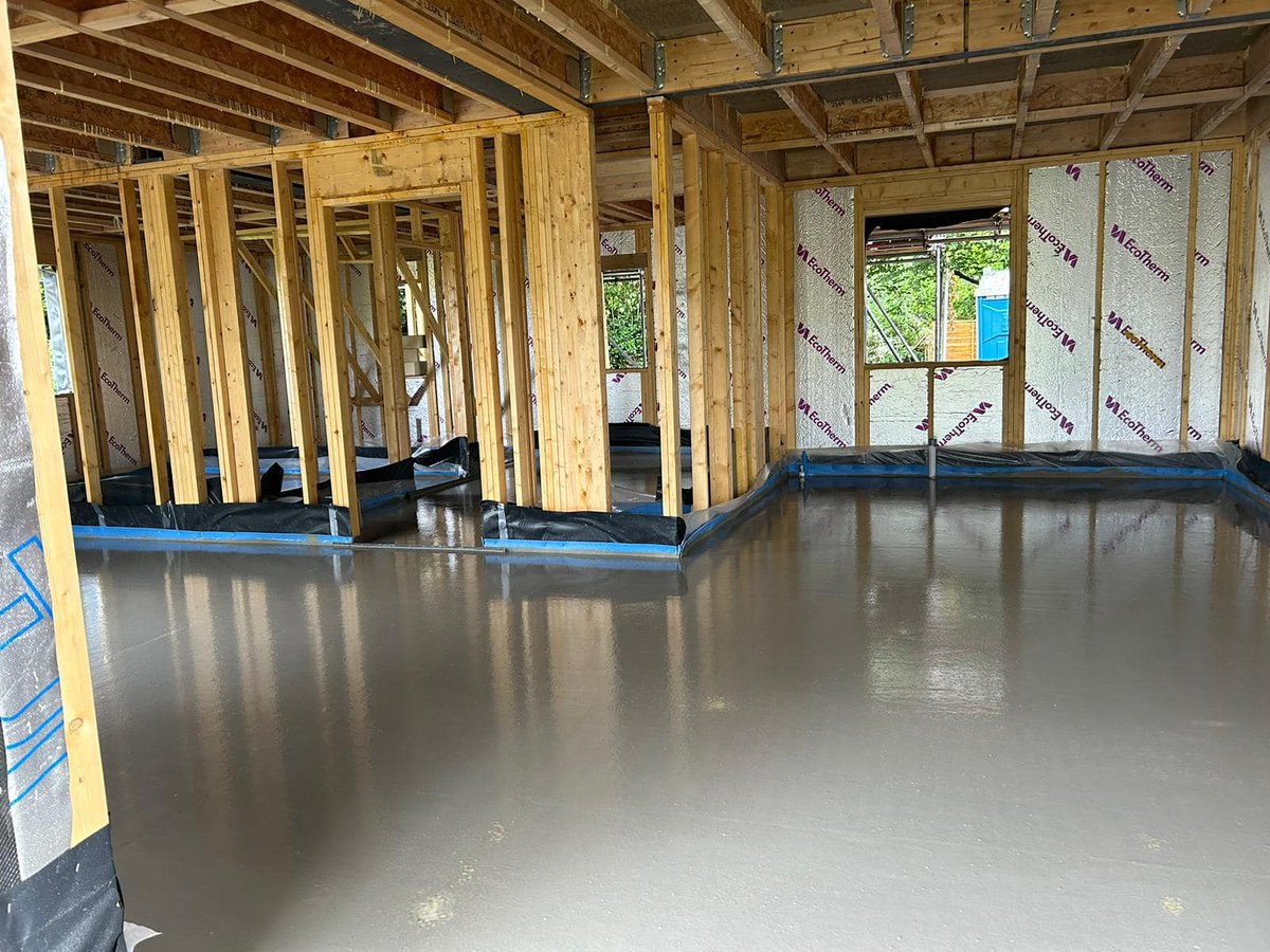 One of our jobs this week 13m3 of Flowcem Classic installed in Hampshire 
sales@southernscreed.uk 01483 662244
#southernscreed #cemfloor #cementbased #floorscreeding #commercialproject #newbuild #guildford #liquidscreed #screed #floorscreed #timberfloors #transformation #surrey