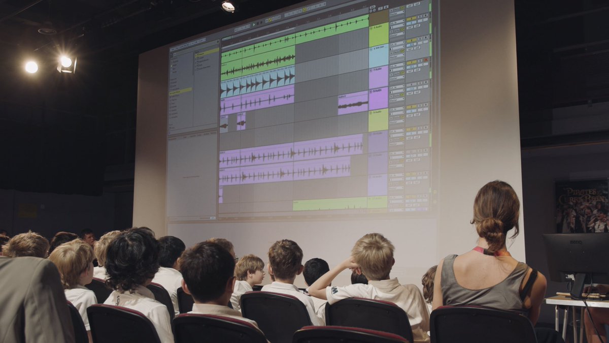 Back on the road, loving every minute! BIG milestone w/ <a href="/ucl/">UCL</a> <a href="/ProfLakhanpaul/">Prof Monica Lakhanpaul</a> &amp; <a href="/Hodgebristol/">Hodge</a> We're creating an artist-led music curriculum for schools to bridge education &amp; industry. Want this in your school? Get in touch w/ @playvirtuoso #MusicEducation #FutureOfLearning