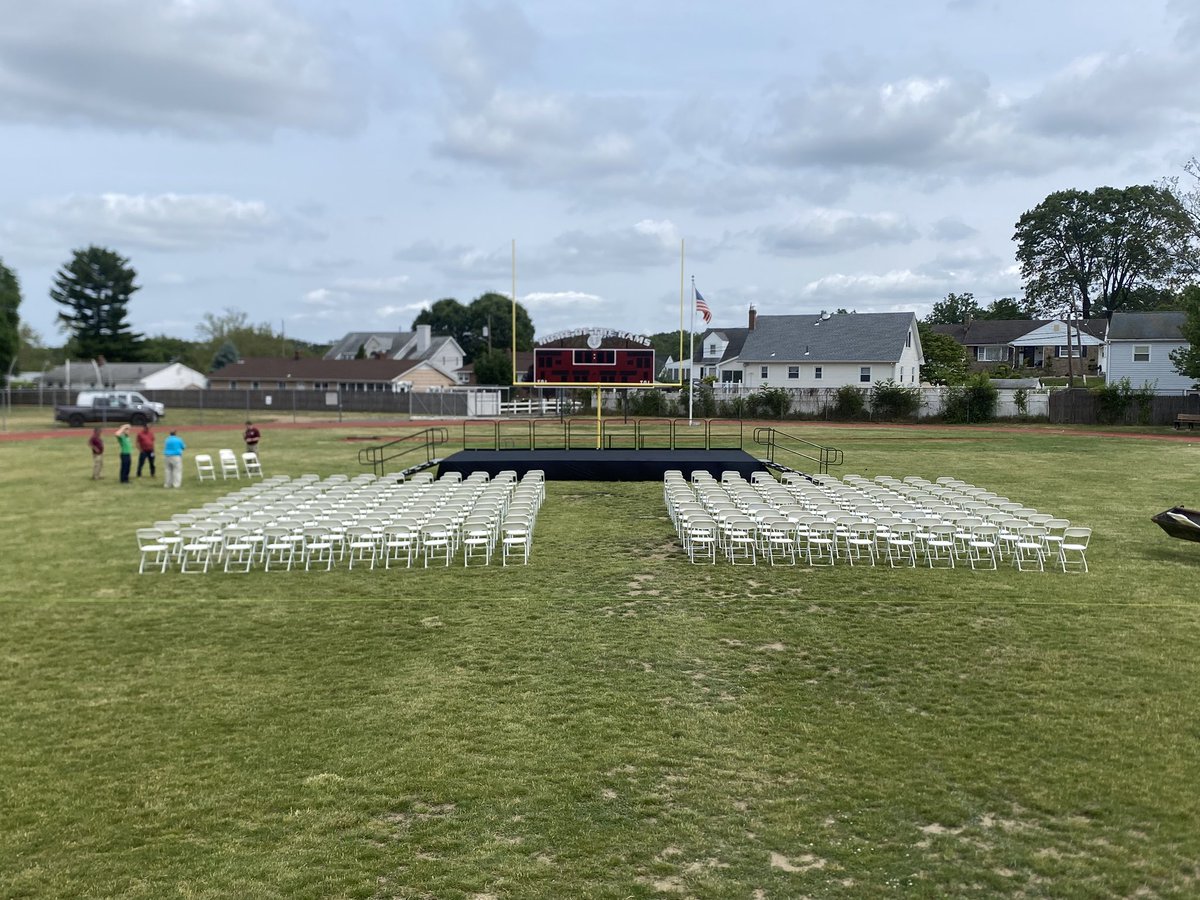 Principal_SRMS's tweet image. The stage is all set for today. Can't wait to see all of our family and friends today for SRMS' Moving Up Ceremony! @SRPS_Rams #RAMSPride
