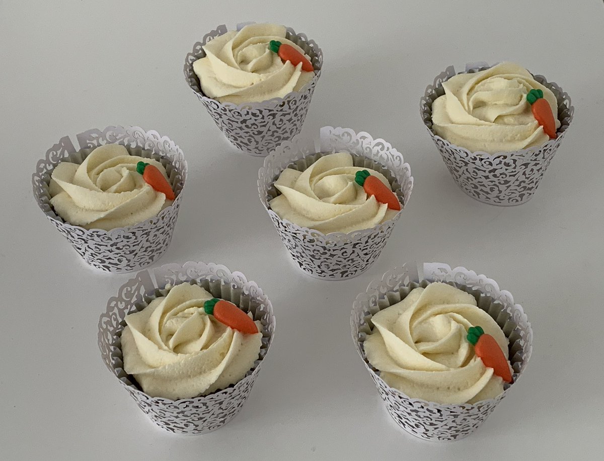 Carrot cake cupcakes from Poppy’s…
Tel:07824 705364 or DM
#firsttmaster #cupcakes #handmade #EarlyBiz #london