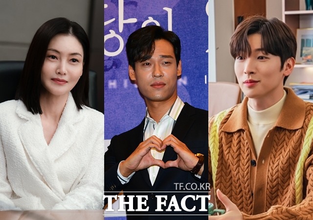 Musical Actors who challenge their experience of long time on stage by expanding their activities to dramas

#KimSunYoung in #KingTheLand (1st drama since debut in 1999)
#ChoiJaeRim in #LiesHiddeninMyGarden (2nd drama)
#ParkKangHyun in #Heartbeat (1st drama since debut in 2015)