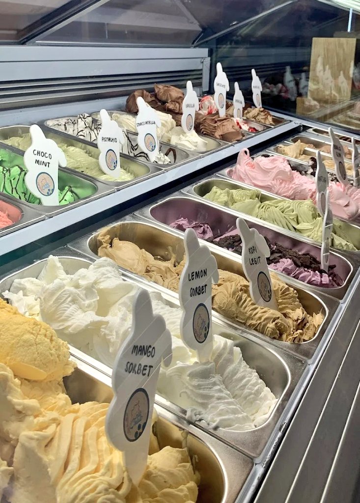 kotabekasikeren's tweet photo. 5 Spot Gelato yang Murah dan Bisa Dine In di Bekasi! 🍦🍨

[A THREAD] https://t.co/pMHtwHxuth