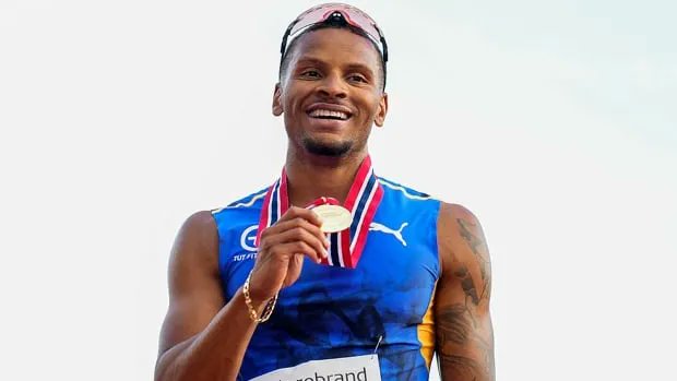 "I think he felt he wasn't fit last year because he missed so much training. But it seems to be, touch wood, under control and not an issue right now."

cbc.ca/sports/olympic… 

<a href="/CBCOlympics/">CBC Olympics</a> <a href="/WorldAthletics/">World Athletics</a> <a href="/De6rasse/">Andre De Grasse</a>
