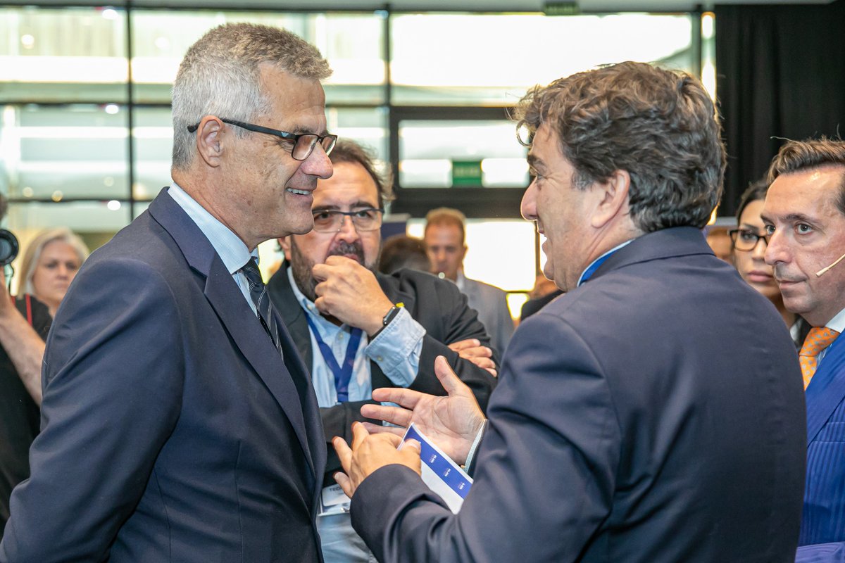 transportesgob's tweet image. El secretario de Estado @DavidLucas_P ha inaugurado el congreso #tech4fleet 2023 en #Madrid.

🗣️&quot;Desde @mitmagob hemos diseñado distintas actuaciones como la estrategia de #Movilidad para impulsar la digitalización y una mayor competitividad del sector del #Transporte&quot;.