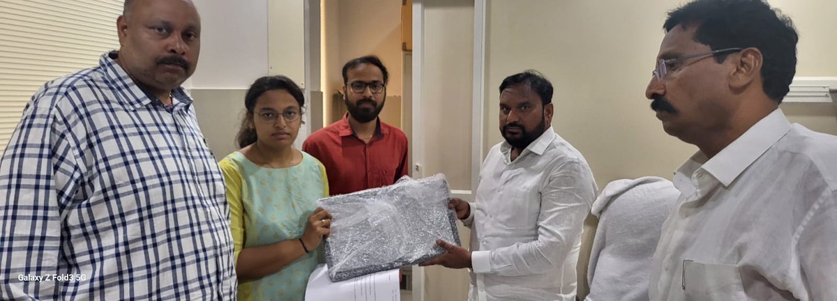 Today, Dr.K.Mallikarjuna Rao DM&amp;HO YDB District, given Desktop Personal Computers which are  supplied by O/o CH&amp;FW TS Hyderabad, to  MLHPs of 10 HWCs in the district which are identified to undergo NQAS assessment shortly. <a href="/Collector_YDR/">Collector Yadadri</a> <a href="/ACLB_Yadadri/">AC(LB) Yadadri Bhuvanagiri</a> <a href="/DPHFWTelangana/">DPHFW TELANGANA</a>