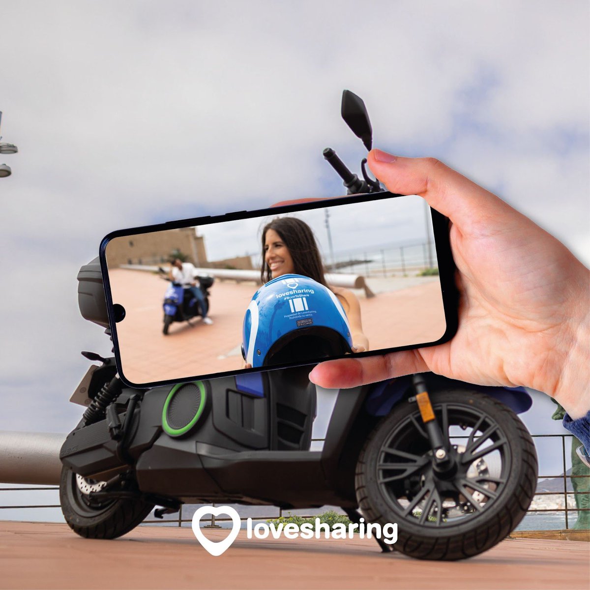 ¿Eres de esos que se usan la excusa del espejo para estar todo el día sacándote selfies?

#BornToShare

#lovesharing #motosharing #movilidadsostenible #grancanaria #canarias #laspalmasdegrancanaria