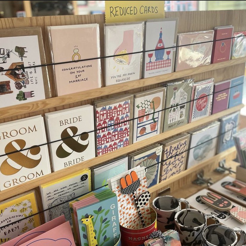 SUP folks! We’ve got a Summer Sale going on at the shop. A whole bunch of last ofs. First come first served ❤️✌️