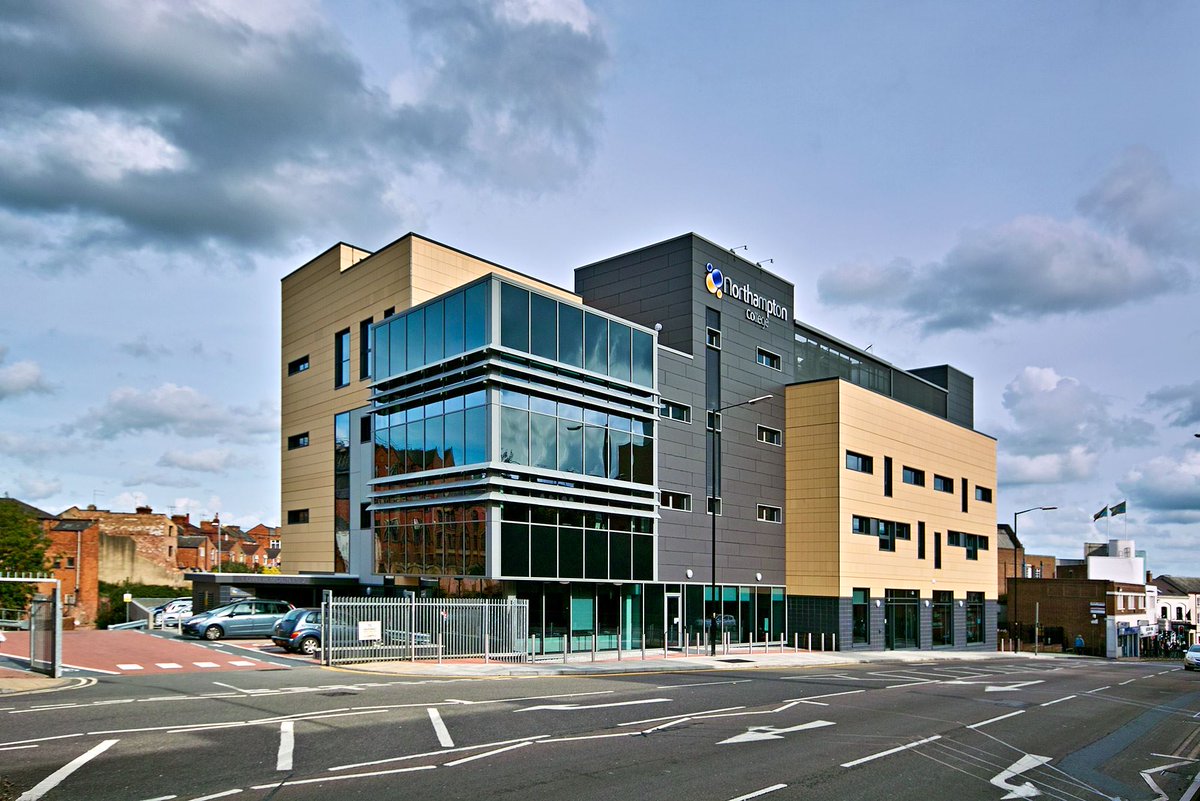 Our apprenticeship drop in is now open every Friday from 10am till 3pm. Come and visit the team for anything related to apprenticeships! Be sure to check our twitter page for updates. We look forward to seeing you <a href="/NorthamptonColl/">ɴᴏʀᴛʜᴀᴍᴘᴛᴏɴ ᴄᴏʟʟᴇɢᴇ</a>  #apprenticeships