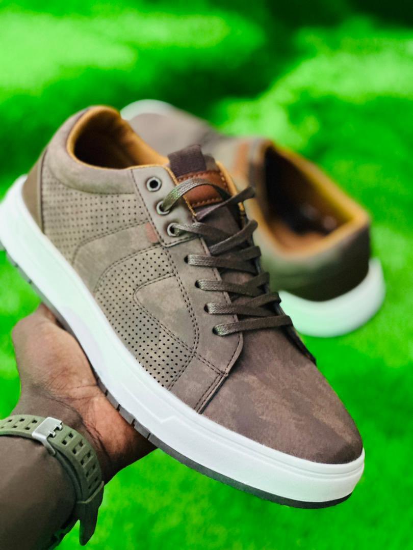 Yasira_Shop_'s tweet photo. Disponible 
Prix 🏷️15000f https://t.co/Ve92I4bAx2
