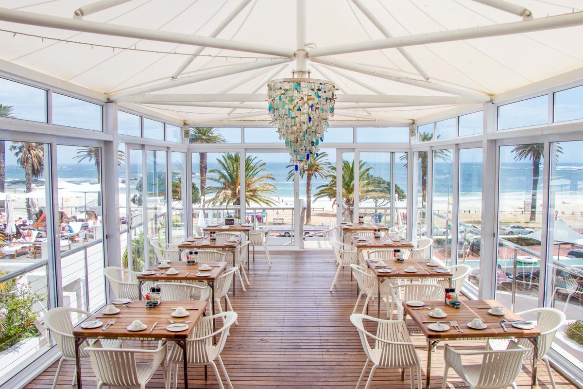 Thompsons Holidays tweet media