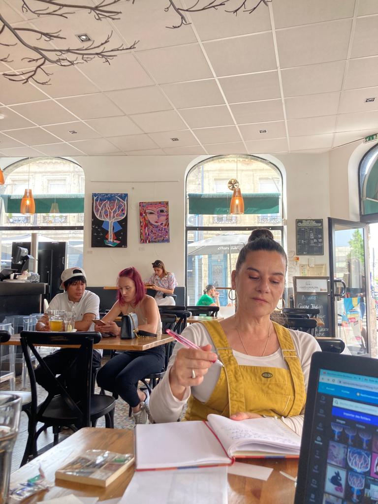 lanacelleart's tweet photo. Rappel : permanence chaque semaine au Café de l'Horloge à l'Exposition "De la vitalité/de la couleur au sentiment"

Du 6 juin au 7 juillet 2023

Vous voulez acquérir un tableau ? Venez tous les vendredis de 16h à 18h15
@lanacelleart https://t.co/tTD7xSoW57