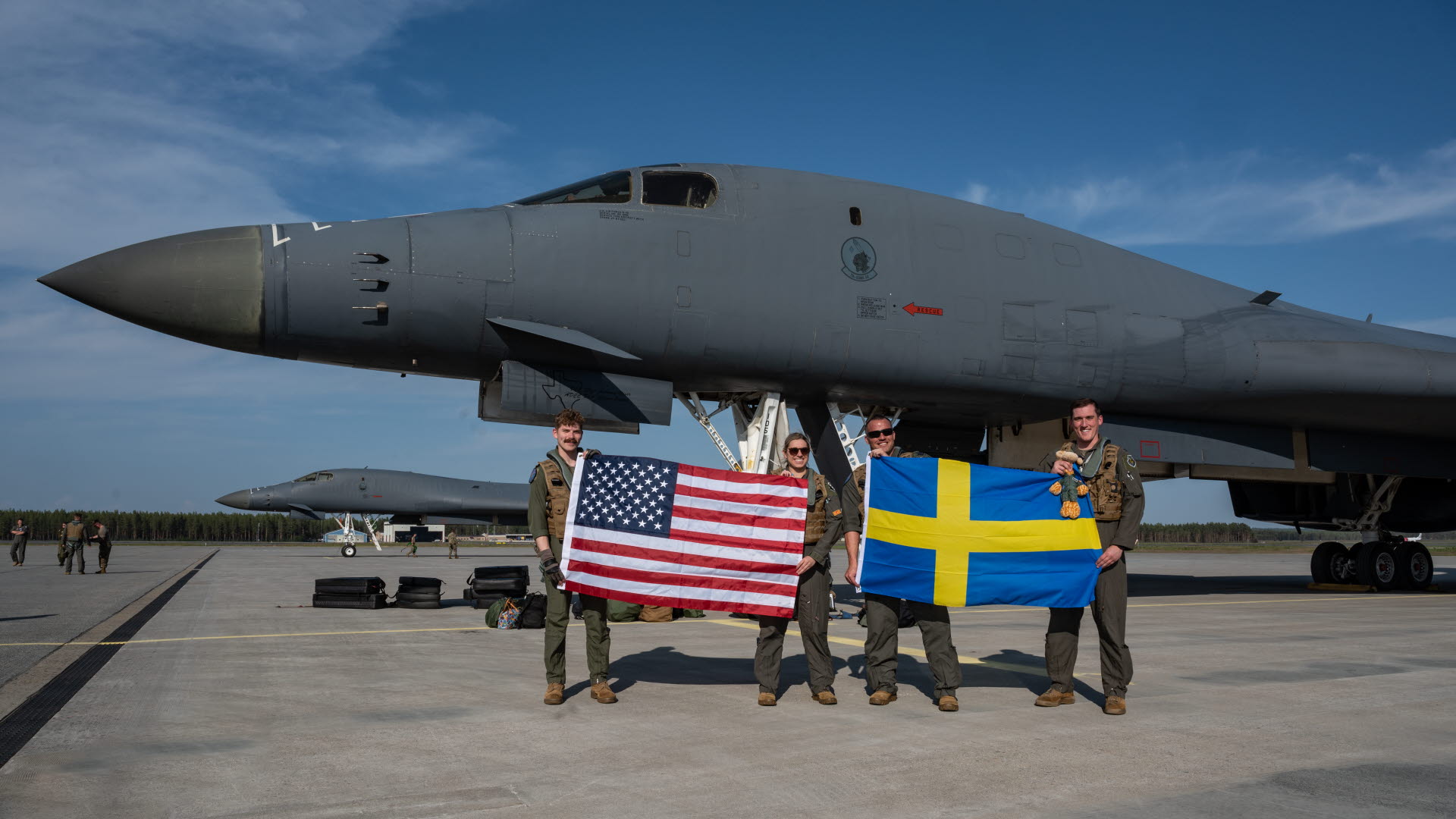 f-rsvarsmakten-on-twitter-rt-nato-aircom-usairforce-b-1b-lancer