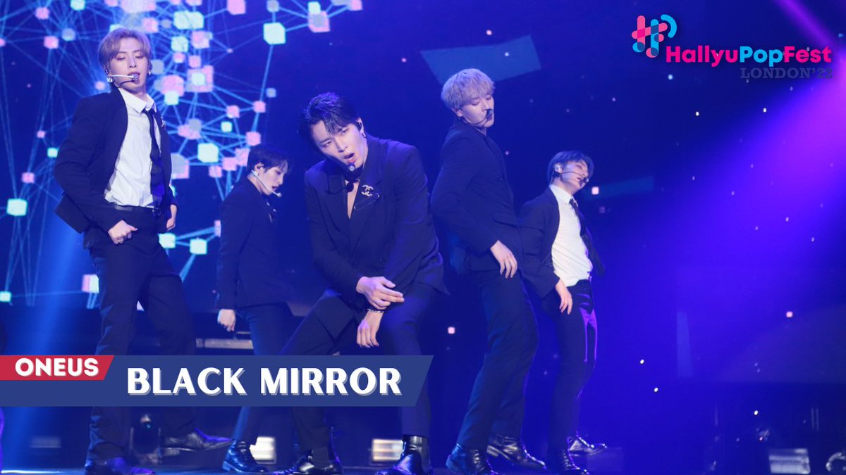 No Diggity, our oneus boys are here break into our worlds 🌎with their ✨charisma✨!

To end off with a bang, we have:

BLACK MIRROR: youtu.be/JLxhXmZxUCA

No diggity: youtu.be/7gnFy6z2jhM

Let's continue to support oneus together! 🫂💙

#hallyupopfest #ONEUS #TOMOON