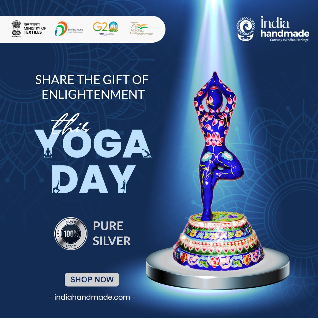 Indiahandmade_'s tweet photo. Seeking the perfect gift this #InternationalYogaDay ?
Look no further! Choose a captivating yoga scripture as a gift that speaks to their soul.
https://t.co/DbwYZreNDQ https://t.co/l2PX305AB2