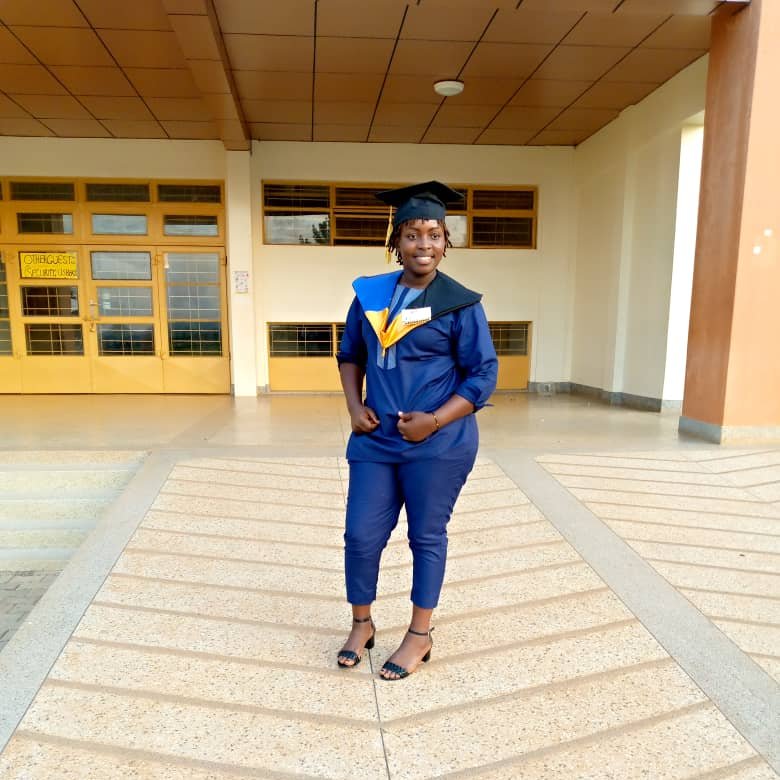 KigaMaureen's tweet photo. #13thBusitemagraduation
Feeling mazing,,,, https://t.co/p9Ji5iX8hL