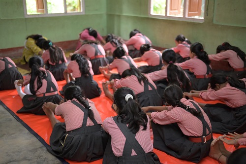 CscDarrang's tweet photo. Happy International Yoga Day, everyone!
VLE- Najia Samsun Ara Begum
District- Darrang
State-Assam
CSC ID- 222621760012
#CSCPeYoga #MyYogaMyPose #InternationalDayofYoga2023 https://t.co/uFSas3gAIh