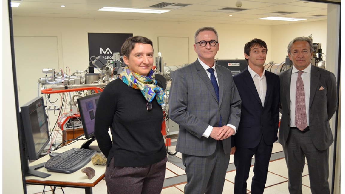 Laure Martin and Matvei Aleshin of @CMCA_UWA welcome <a href="/IAEA/">Iaea</a> as <a href="/uwanews/">UWA</a> supports the efforts to ensure international nuclear safety
micro.org.au/news/iaea-visi…