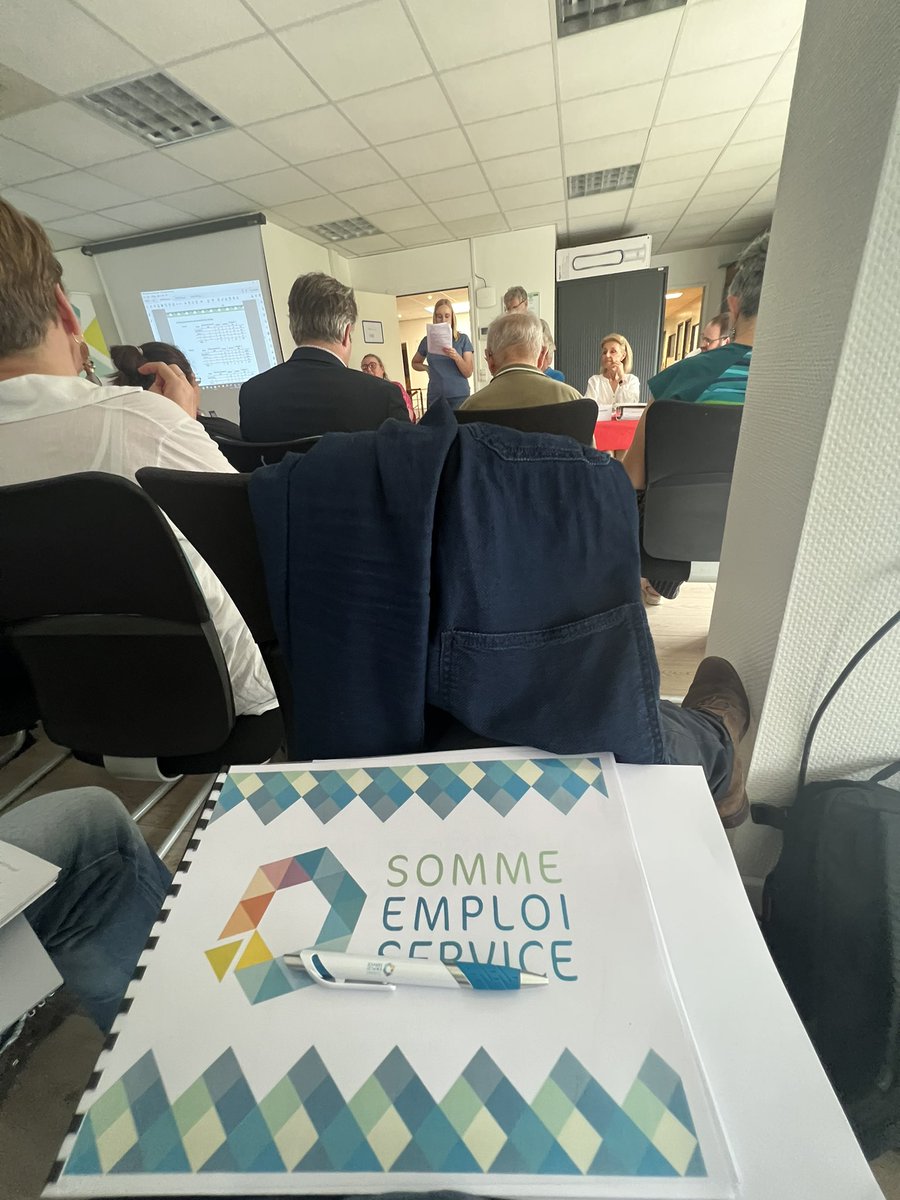 fredfauvet's tweet photo. Hier à #Amiens nord c’était l’assemblée générale de Somme Emploi Service , une association d’insertion qui accompagne et qui emploie près de 300 personnes.
Présente également sur l’est du @Somme_fr (Roye, Montdidier et Péronne) https://t.co/PBgjI2FZEP