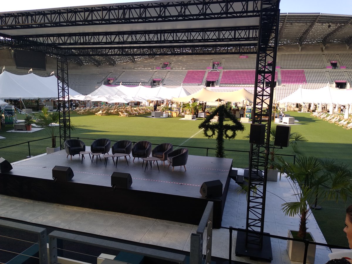 #MidSommarduPatrimoine avant l'ouverture à 9h💐 On vous attend !